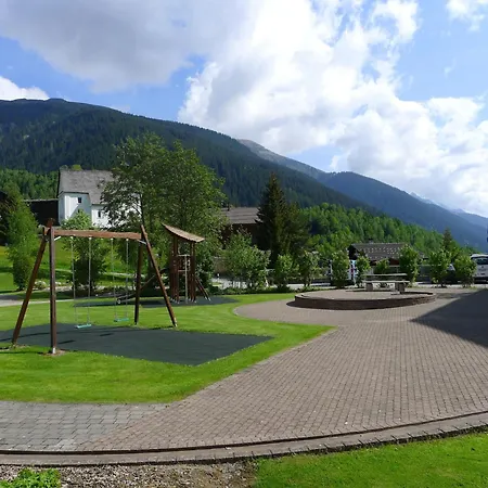 B 033 By Interhome * Дизентис