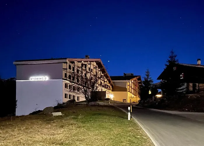 B 033 By Interhome *